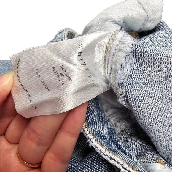 White Fox Boutique Womens  High Waist Boyfriend Jeans Size Medium Blue - Picture 7 of 7